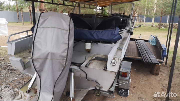 Лодка Беркут M-DC с мотором Хонда 90л.с. + прицеп