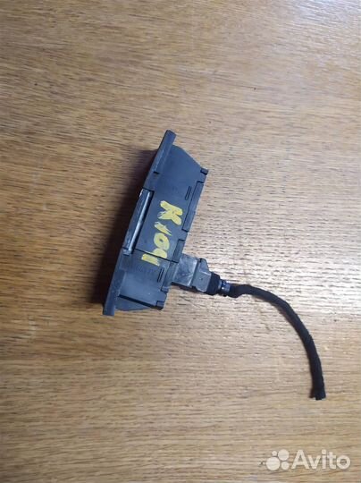 Кнопка антипробуксовочной системы VW Touareg