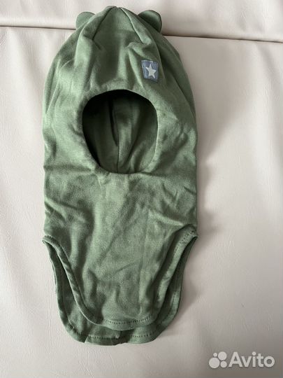 Шапки новые(1) и б/у (2)