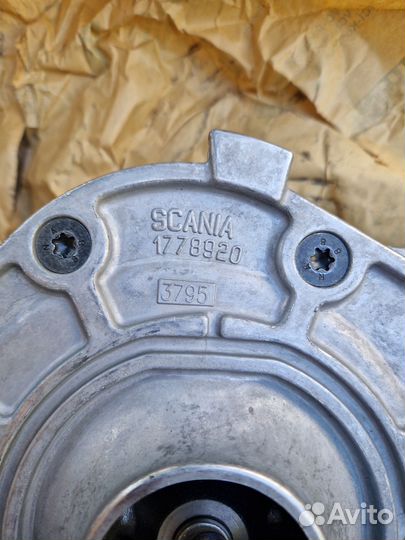 1778920 насос водяной (помпа) scania
