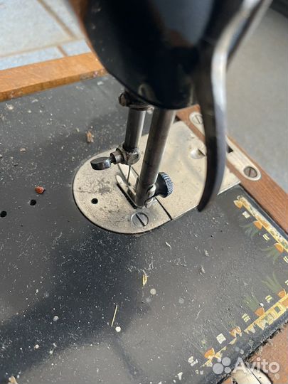 Швейная машина зингер Singer