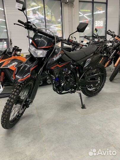 Мотоцикл Avantis LX 300 NB