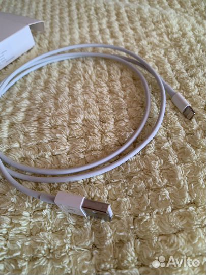 Кабель для зарядки iPhone