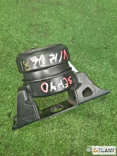 Подушка двигателя передний правый toyota vitz