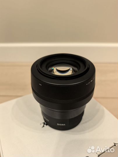 Объектив sigma 30mm f1.4 dc dn