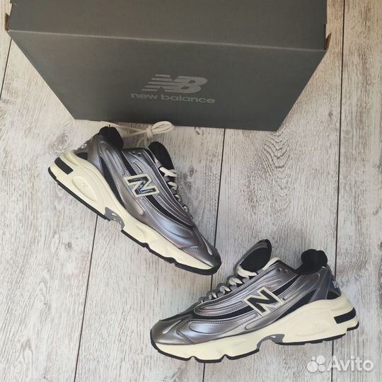 Кроссовки New Balance 1000 Silver Metallic