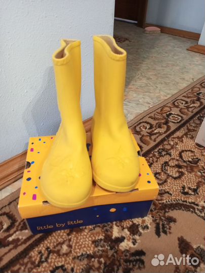 Резиновые сапоги