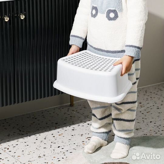 Детский табурет подставка ступенька в ванную