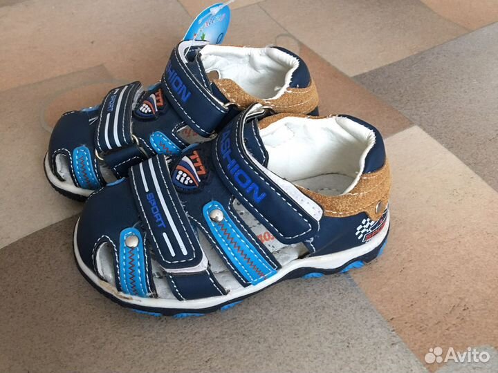 Сандали чиполлино новые