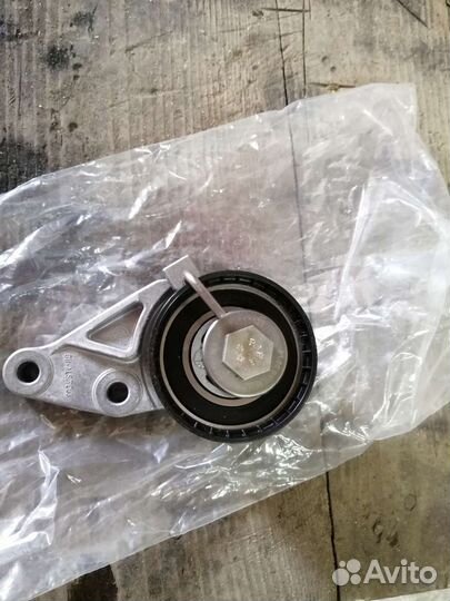 Натяжной ролик ремня грм на форд фокус 1