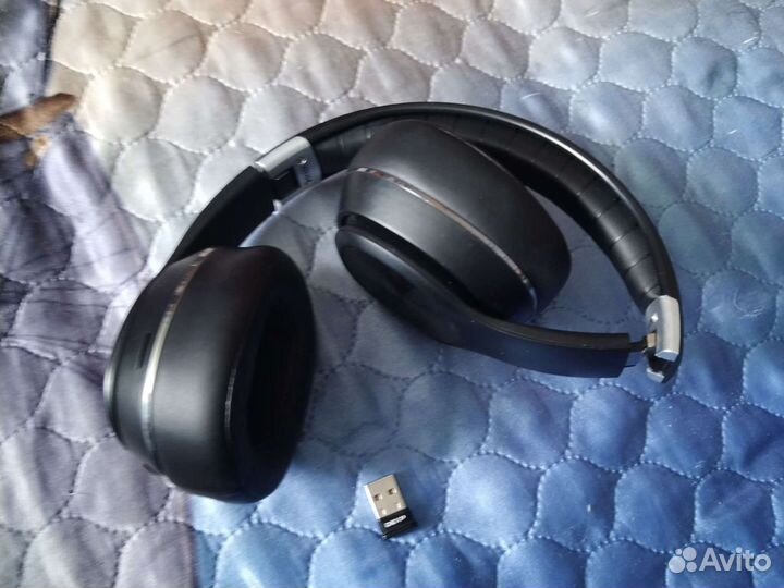 Беспроводные наушники с Bluetooth адаптером