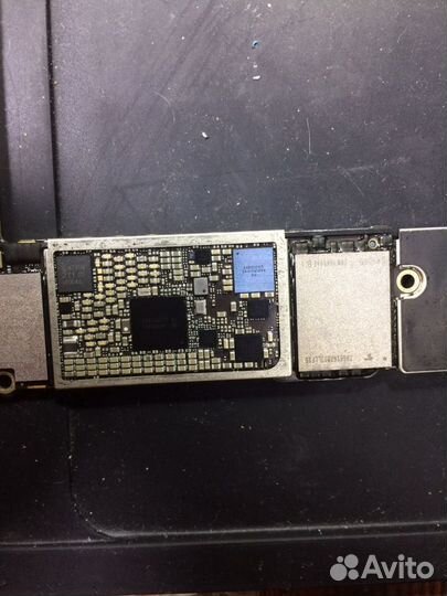 Ремонт Apple : iPhone,iPad, watch