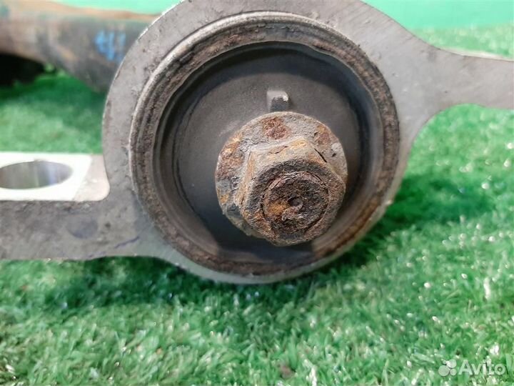 Рычаг передний правый нижний Lexus GS 450H 2007