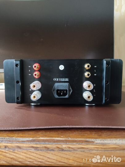 Усилитель Breeze Audio Hood SA1969