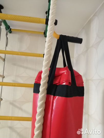 Шведская стенка турник боксерская груша перчатки