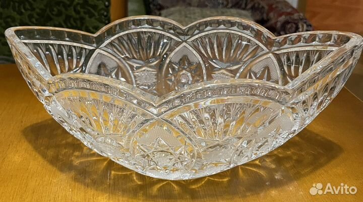 Хрустальная ваза для фруктов