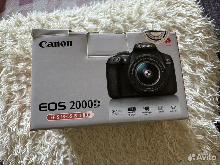 Canon eos 2000d kit 18 55mm