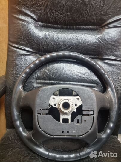 Руль на Toyota Camry 40