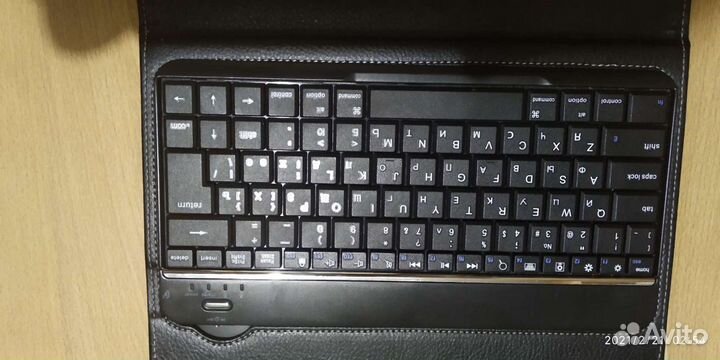 Клавиатура - чехол apple