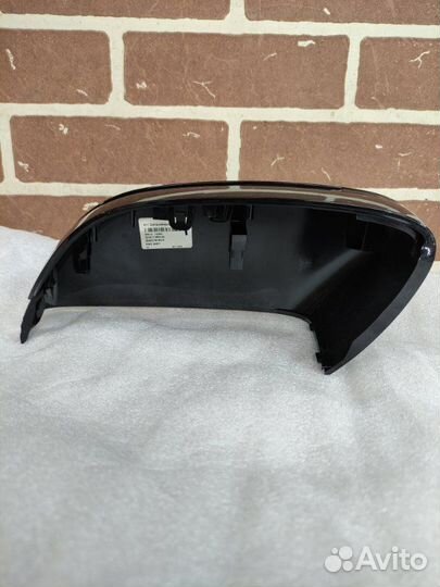 Накладка зеркала правая Bmw 7 Series G11/ G12 2015