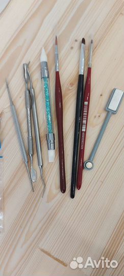 Лоток для маникюрных инструментов и расходники