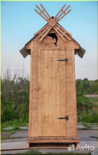 Уличный туалет деревянный HAT119