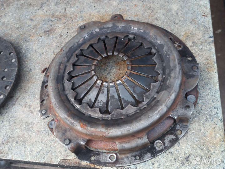 Корзина с диском сцепления Газ УАЗ на 402 мотор