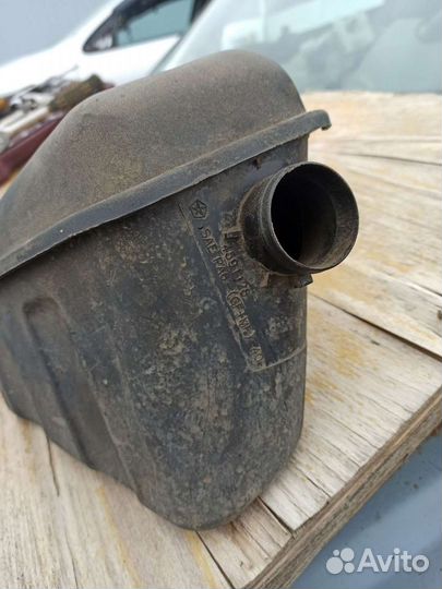 Резонатор воздушного фильтра 2.7-3.5