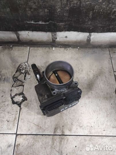 Дроссельная заслонка Lexus RX350 2203031030