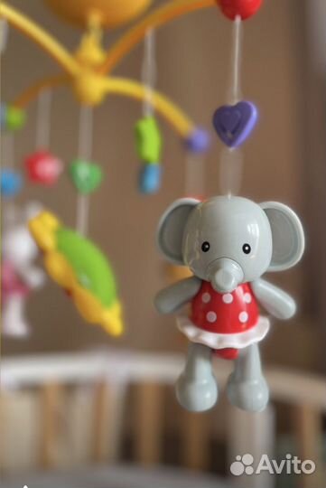 Мобиль в кроватку Жирафик