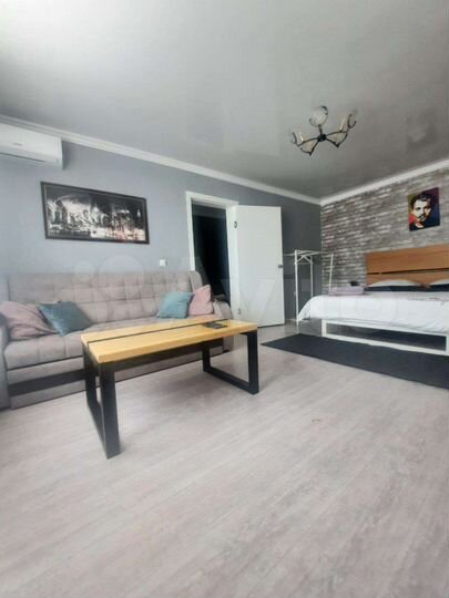 1-к. квартира, 43 м², 9/9 эт.