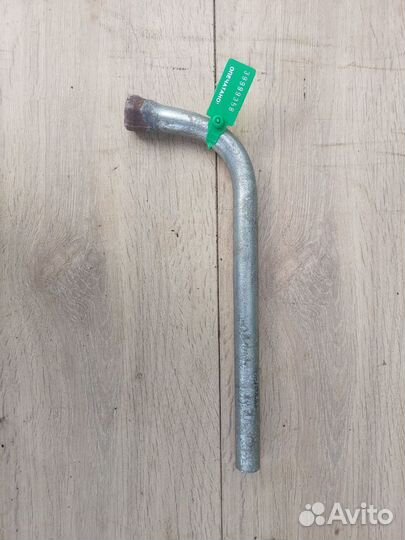 Audi a4 b8 ключ балонный гаечный