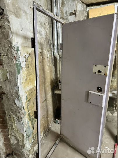 Дверь входная металлическая