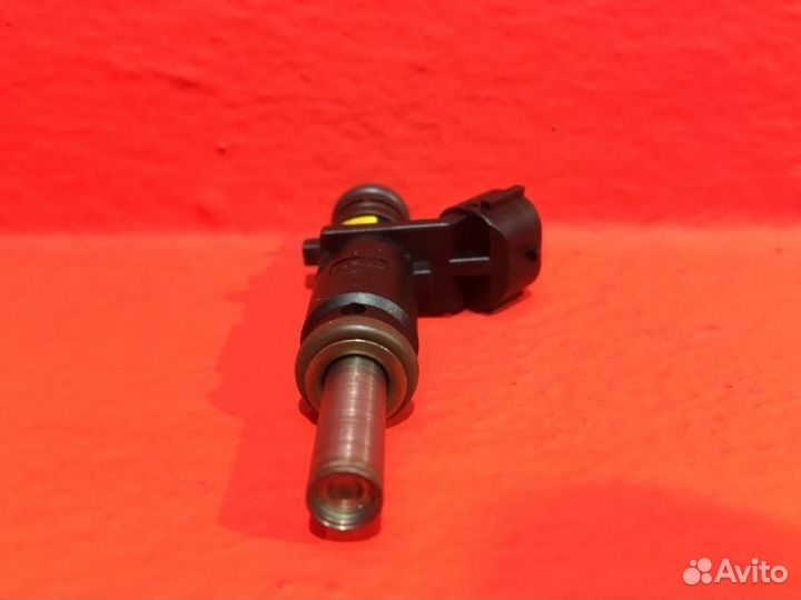 Форсунка Citroen C3 Picasso 1 EP3 (8FS) 1.4 VTI