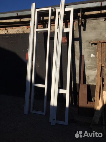 Рамы пластиковые от входных дверей офисных