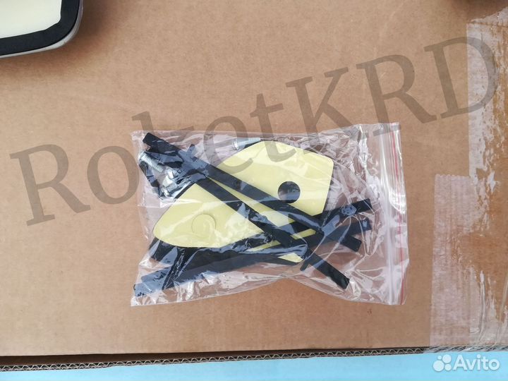 Спойлер land cruiser 100 Серебро