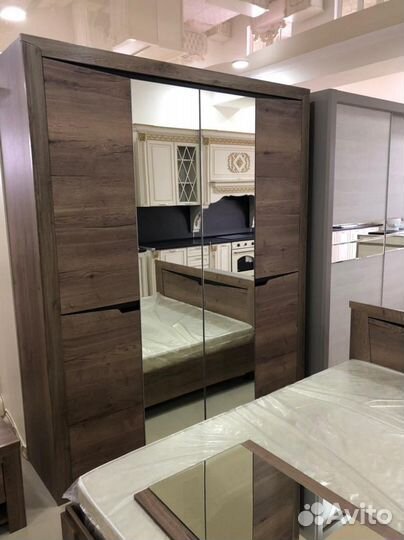 Спальный гарнитур гарда