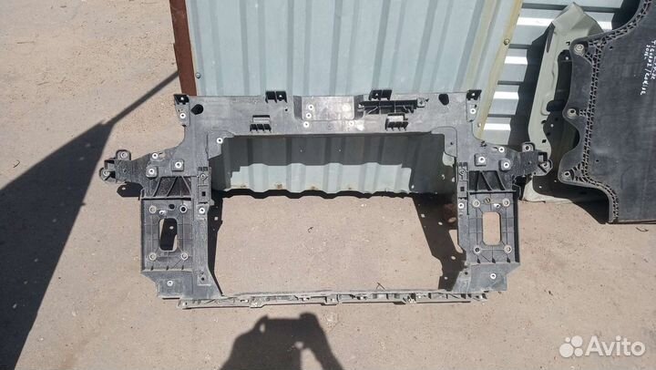 Рамка радиатора Changan CS35