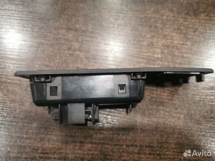 Выключатель багажной двери Bmw 3-Series F30 2.0