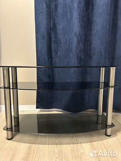 Стеклянная тумба под тв