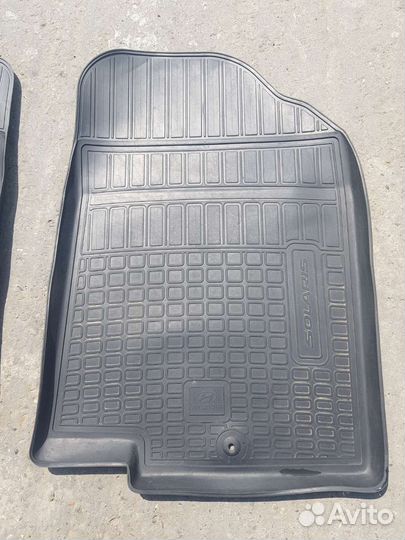 Комплект резиновых ковриков