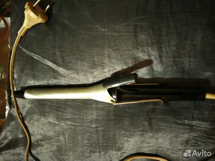 Щипцы для завивки волос