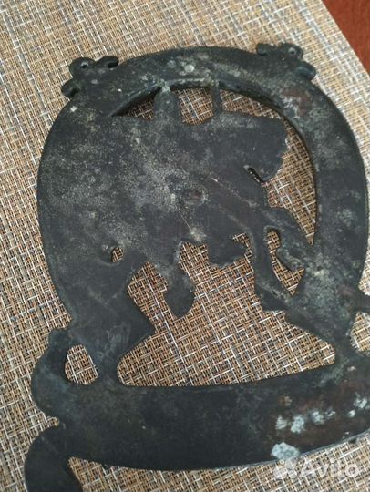 Ключница настенная металлическая