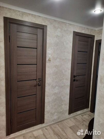 Установка межкомнатных дверей