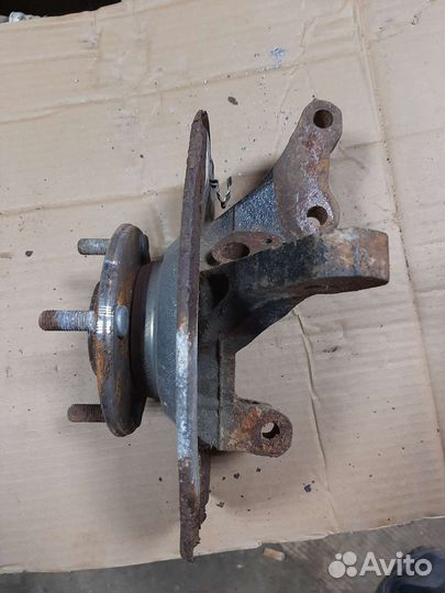 Кулак поворотный Mitsubishi Lancer 9 2003-2008