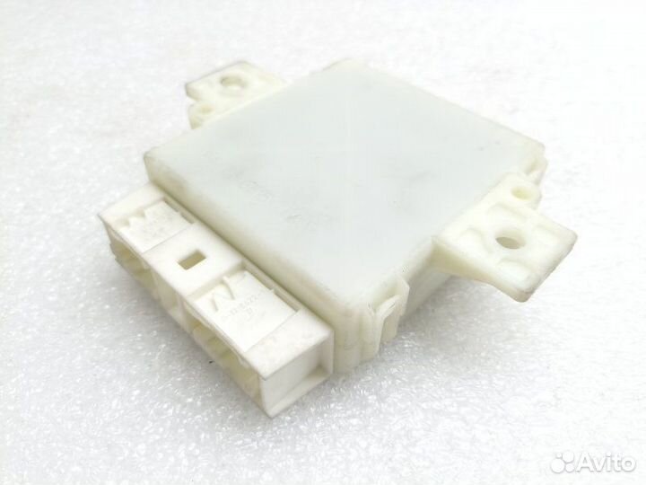 Блок управления парктроником Mercedes-Benz E-Class