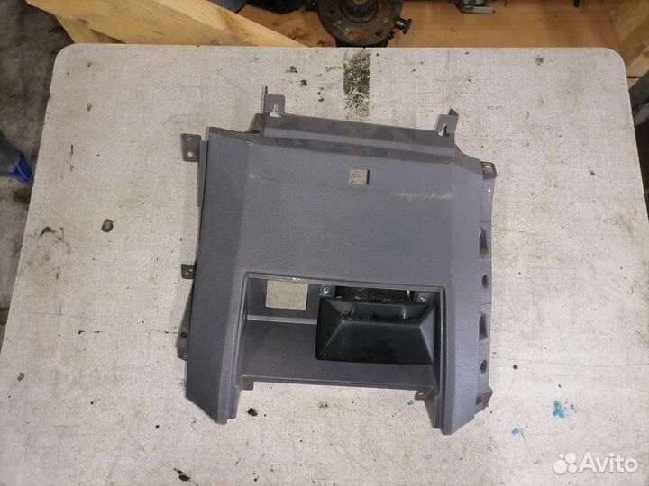 Накладка Nissan Terrano 2