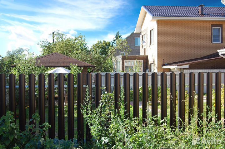 Штакетник Круглый с прямым резом 0,5 PurPro Matt 275 RAL 8017 шоколад, 1.00 м