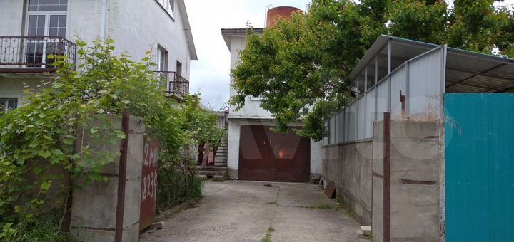 Дом 260 м² на участке 7 сот.