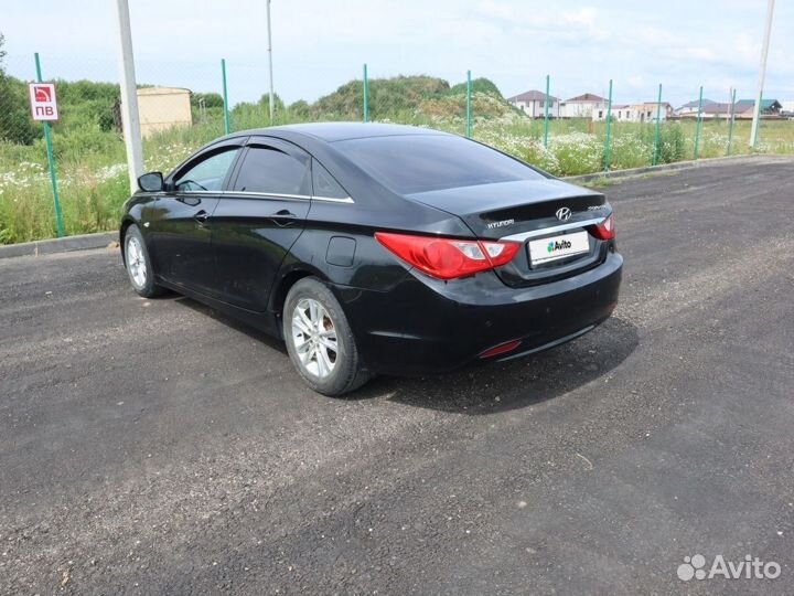 Hyundai Sonata 2 AT, 2011, 320 700 км